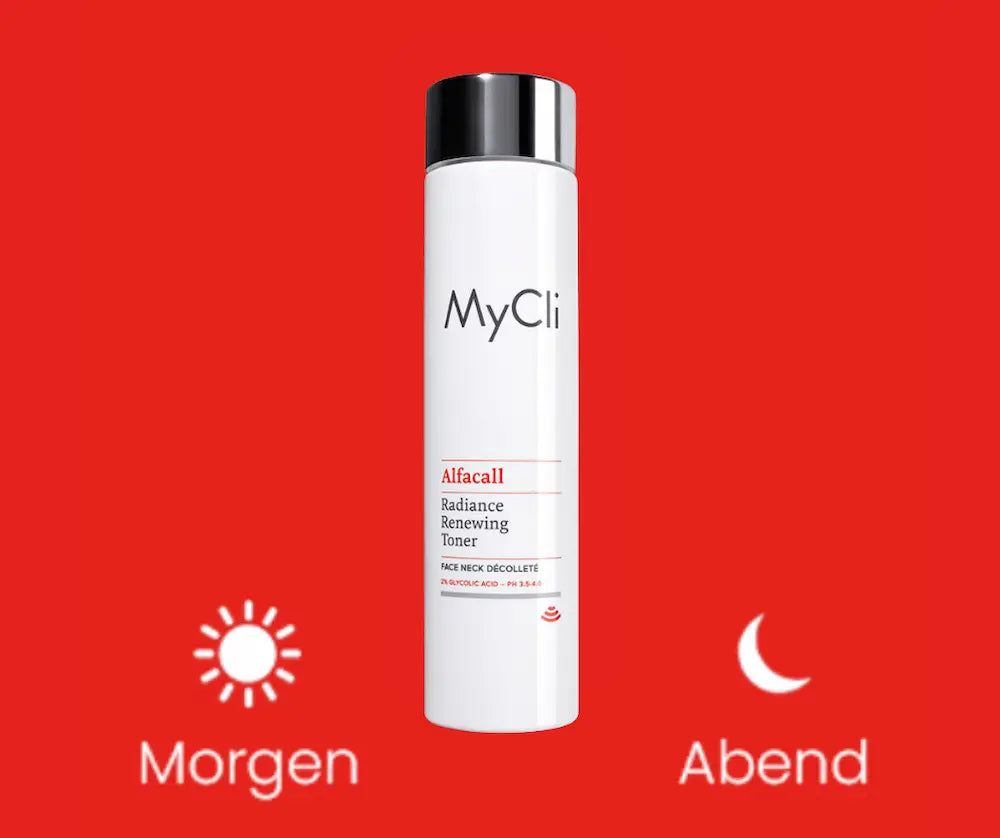 MyCli Alfacall Radiance Renewing Toner in weißer Flasche mit silbernem Deckel, Anwendung morgens und abends, roter Hintergrund.