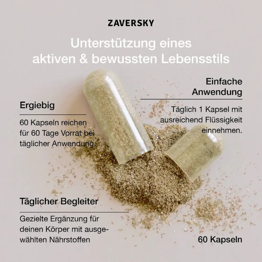 Zwei geöffnete Kapseln mit grün-braunem Pulver und Infografik zu Anwendung, Ergiebigkeit und täglicher Einnahme, 60 Kapseln.